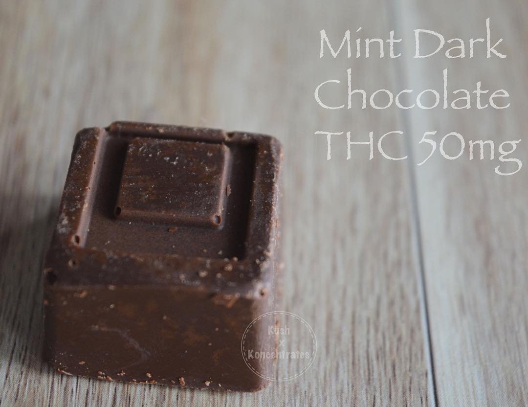 d0e5e0454b0f8aa10e2a26eda4668f4c.jpg Mint dark chocolate (thc 50mg) - Image 1